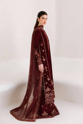 Emaan Adeel Velvet 26/Corinne