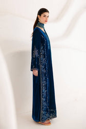 Emaan Adeel Velvet 26/Evanthe.