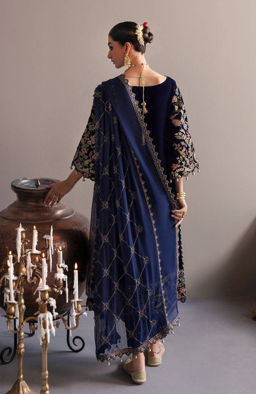 ing_emaan_adeel_velvet_awwal_boutique