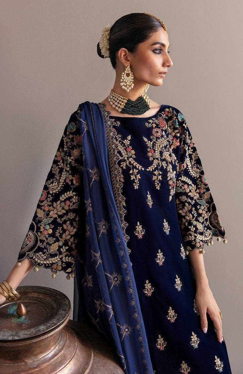 ing_emaan_adeel_velvet_awwal_boutique