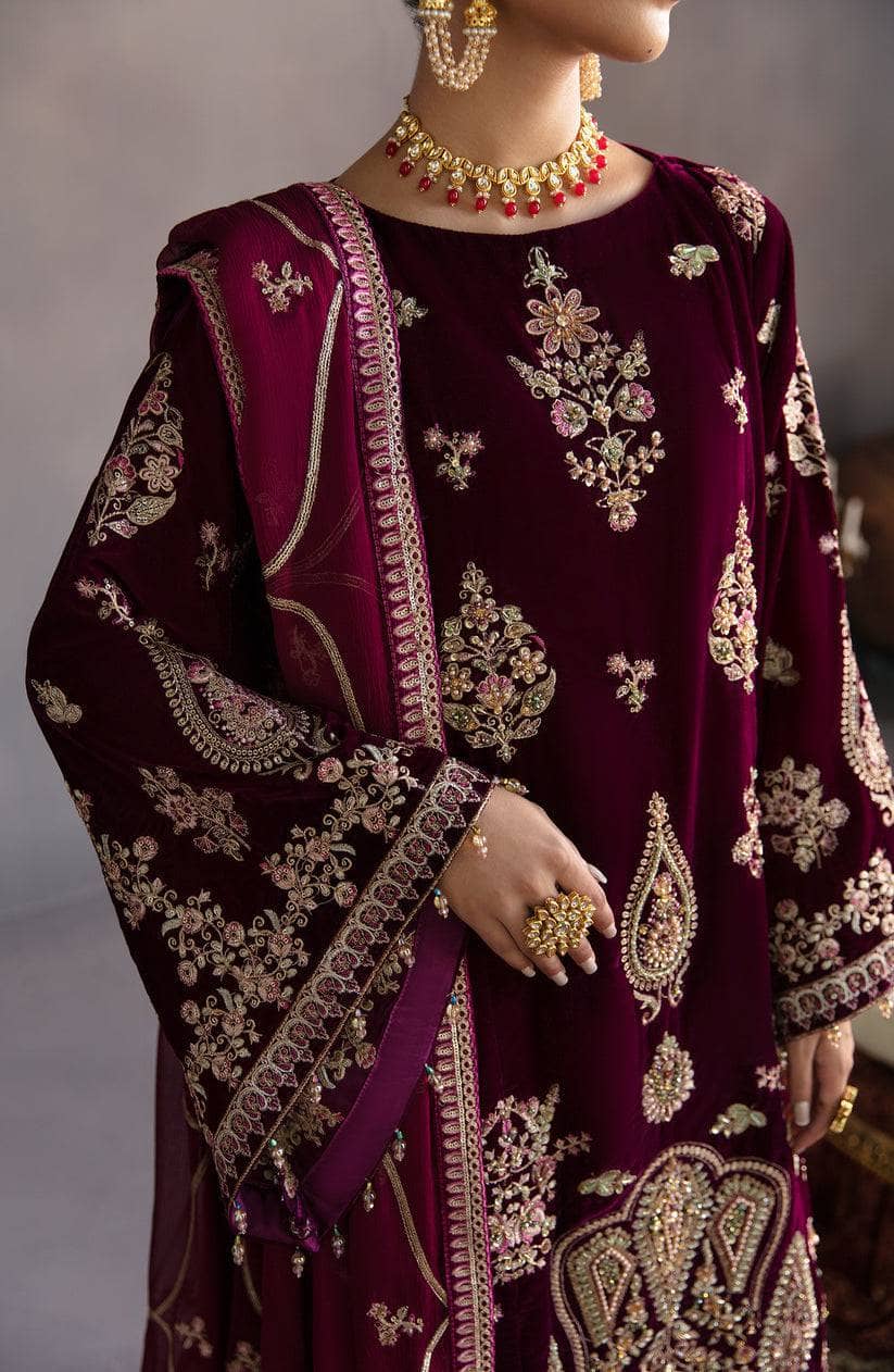 ing_emaan_adeel_velvet_awwal_boutique