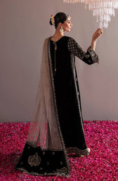 ing_emaan_adeel_velvet_awwal_boutique