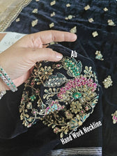 img_emaan_adeel_velvet_awwal_boutique