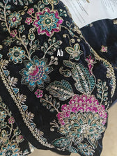 img_emaan_adeel_velvet_awwal_boutique