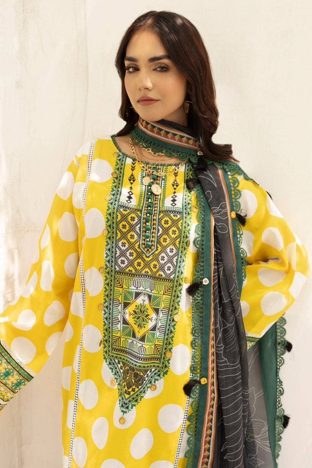 img_faiza_faisal_ittehad_lawn_23_awwal_boutique