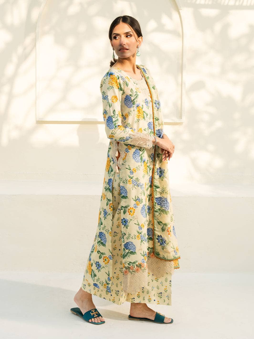 img_faiza_faisal_by_ittehad_awwal_boutique