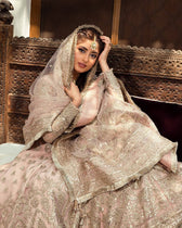 img_faiza_saqlain_nira_wedding_edition_awwal_boutique