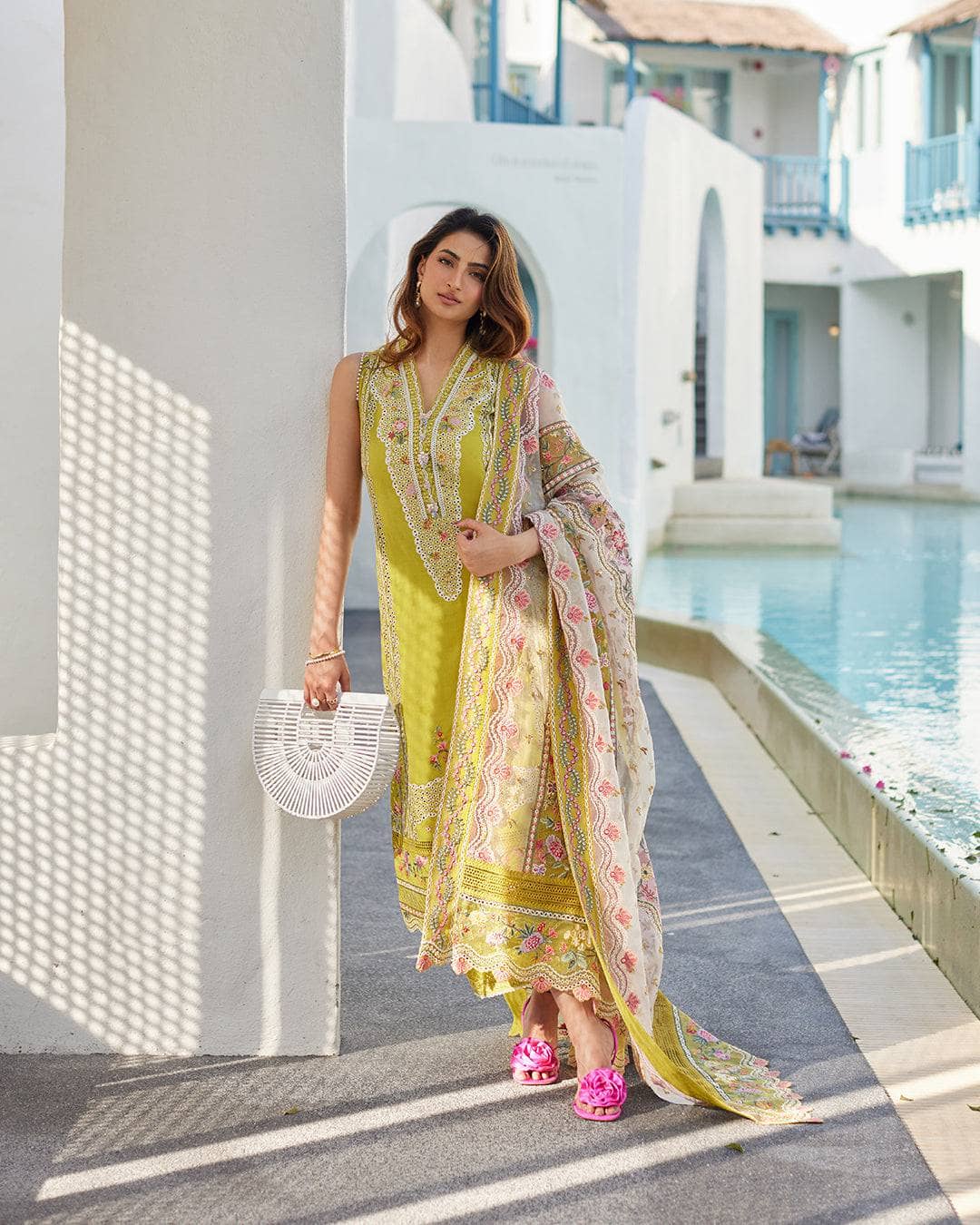 img_faiza_saqlain_lawn_24_awwal_boutique