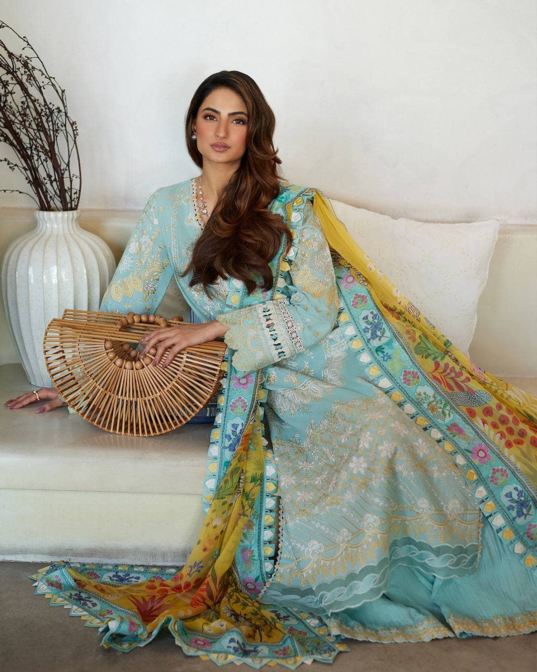 img_faiza_saqlain_lawn_24_awwal_boutique