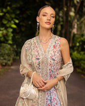 img_faiza_saqlain_lawn_tara_sutaria_awwal_boutique