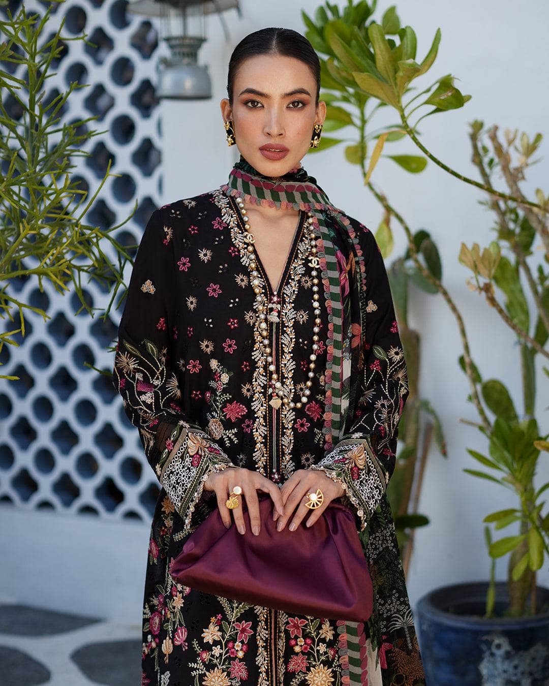 img_faiza_saqlain_lawn_24_awwal_boutique