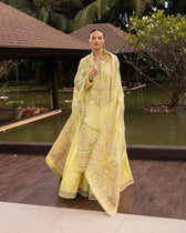 img_faiza_saqlain_lawn_tara_sutaria_awwal_boutique