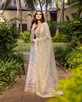 img_faiza_saqlain_lawn_tara_sutaria_awwal_boutique