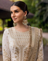 img_faiza_saqlain_lawn_tara_sutaria_awwal_boutique