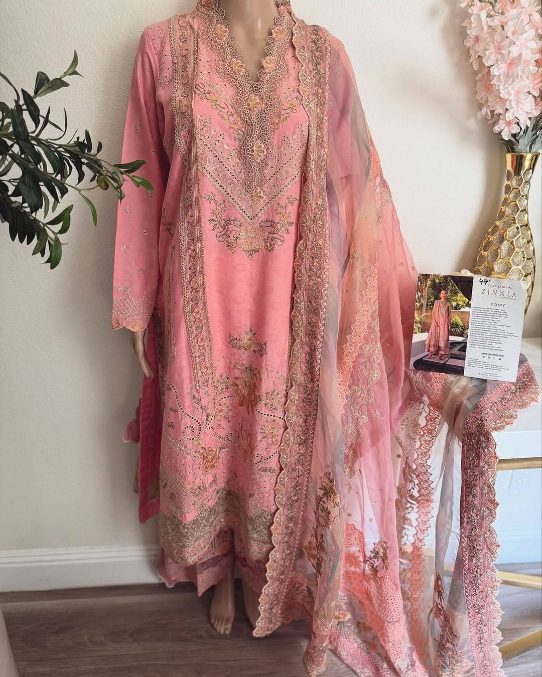 img_faiza_saqlain_lawn_awwal_boutique