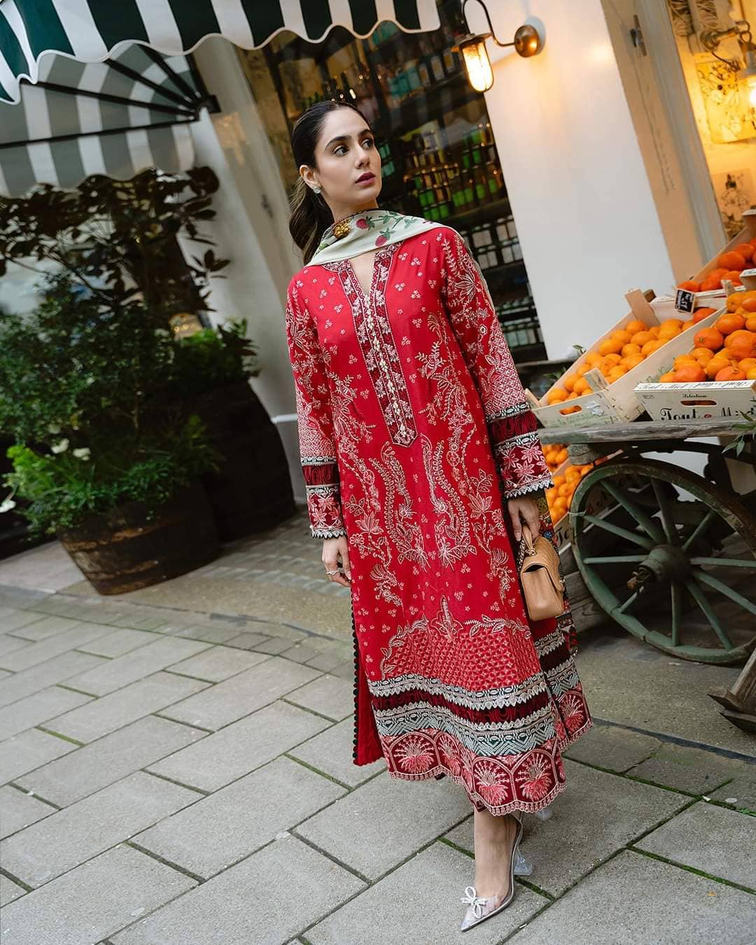 img_faiza_saqlain_awwal_boutique
