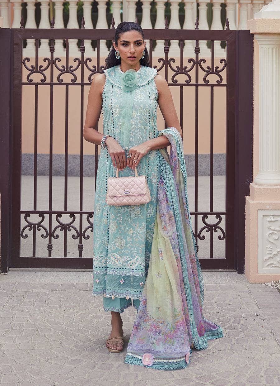 img_farah_talib_aziz_lawn_awwal_boutique