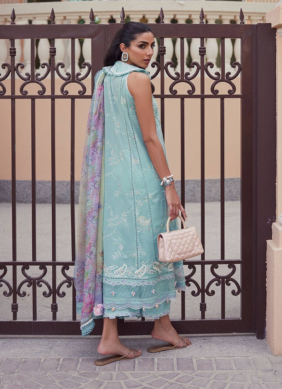 img_farah_talib_aziz_lawn_awwal_boutique