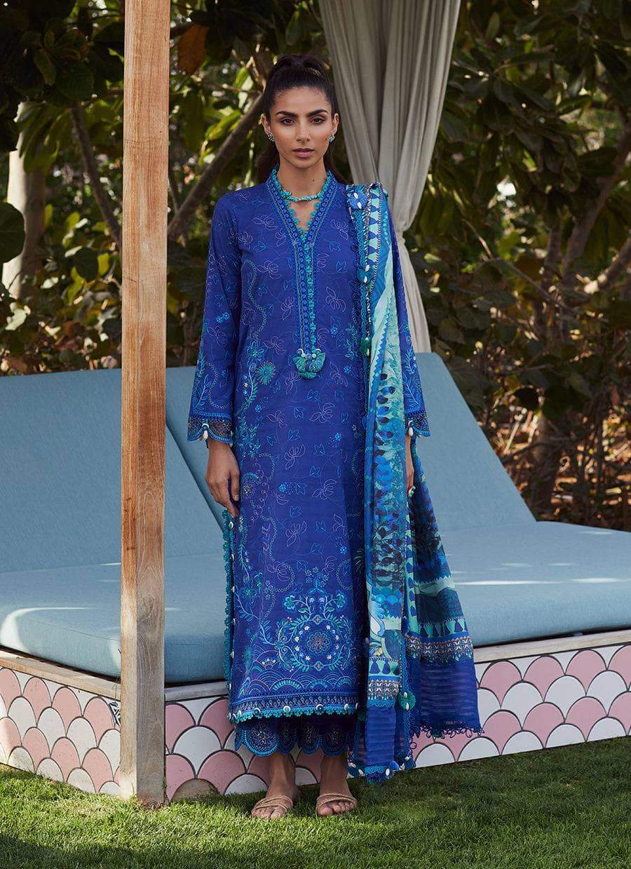 img_farah_talib_aziz_lawn_awwal_boutique