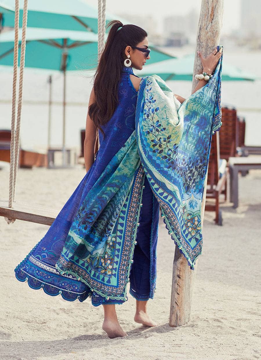 img_farah_talib_aziz_lawn_awwal_boutique