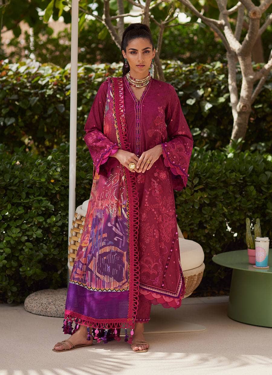 img_farah_talib_aziz_lawn_awwal_boutique