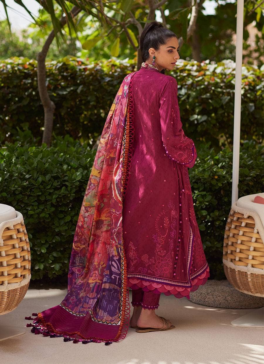 img_farah_talib_aziz_lawn_awwal_boutique
