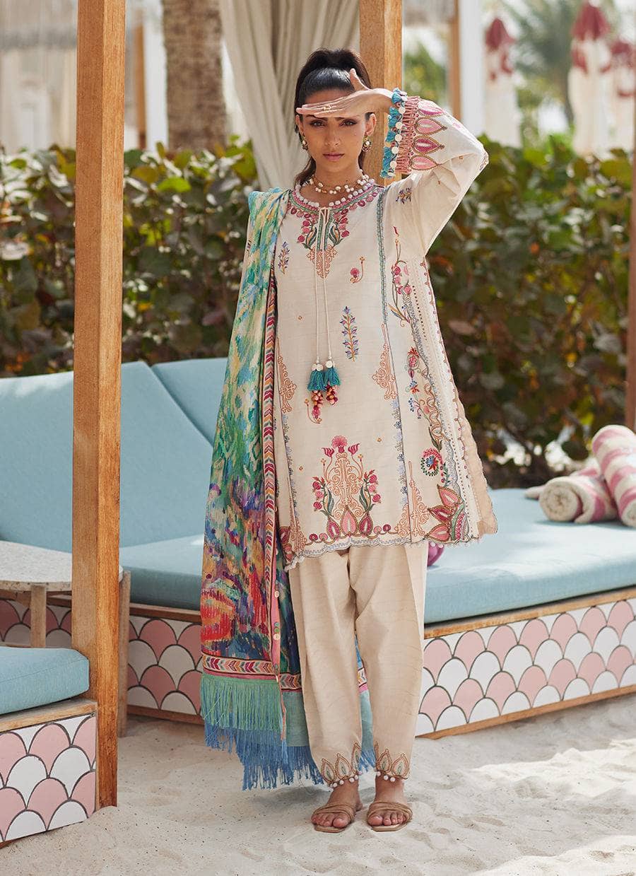 img_farah_talib_aziz_lawn_awwal_boutique