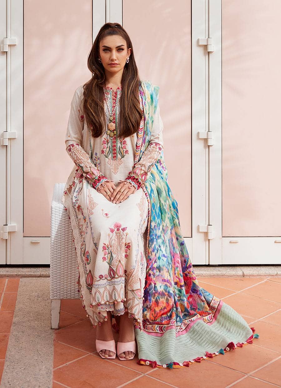 img_farah_talib_aziz_lawn_awwal_boutique