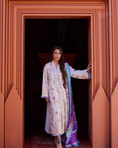 ing_farah_talib_aziz_lawn_24_awwal_boutique
