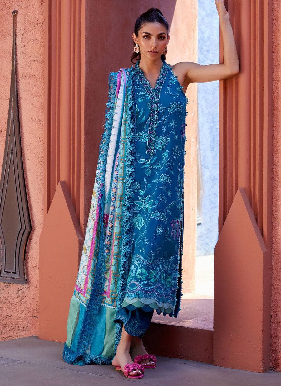 img_farah_talib_aziz_lawn_24_awwal_boutique