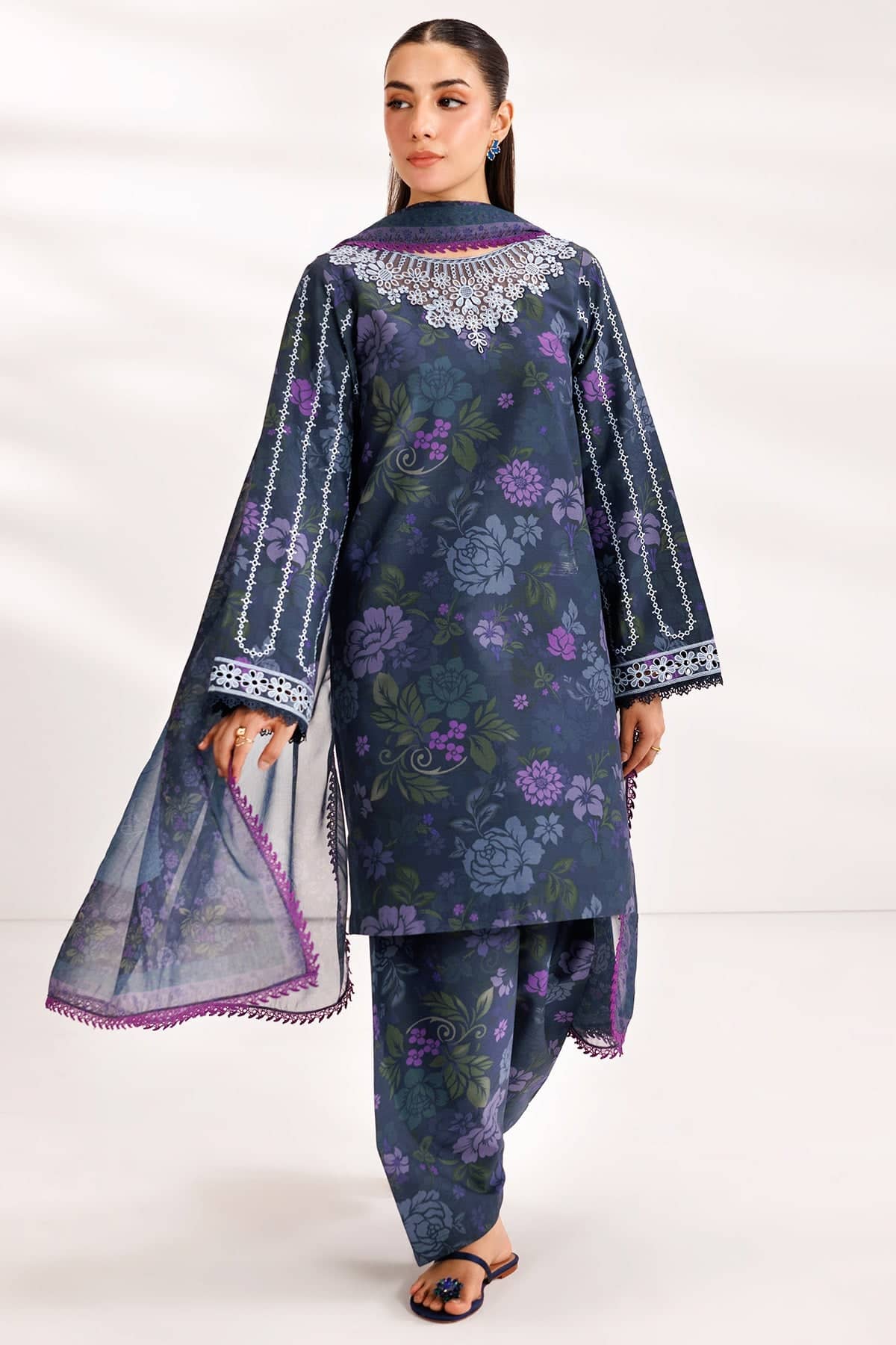 Farasha Essentials/Forest Moss