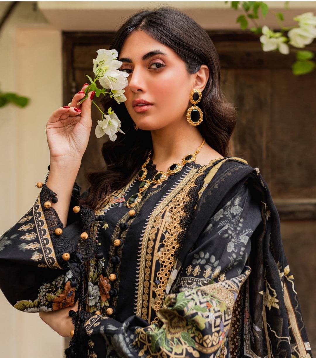 img_firdous_lawn_awwal_boutique