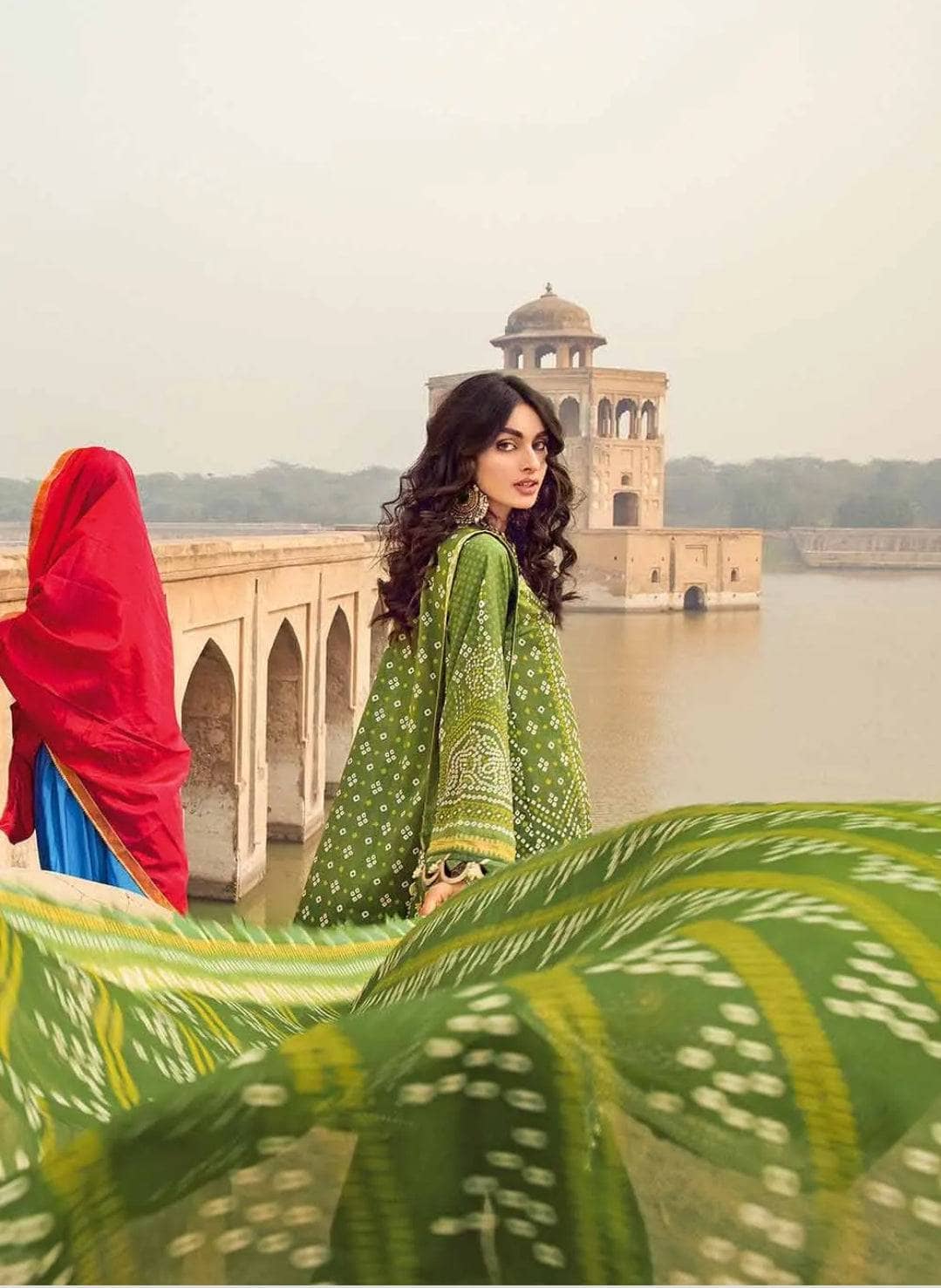 img_gul_ahmed_chunari_lawn_23_awwal_boutiqur