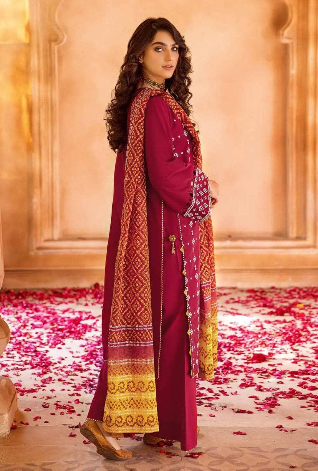 img_gul_ahmed_chunari_lawn_23_awwal_boutiqur
