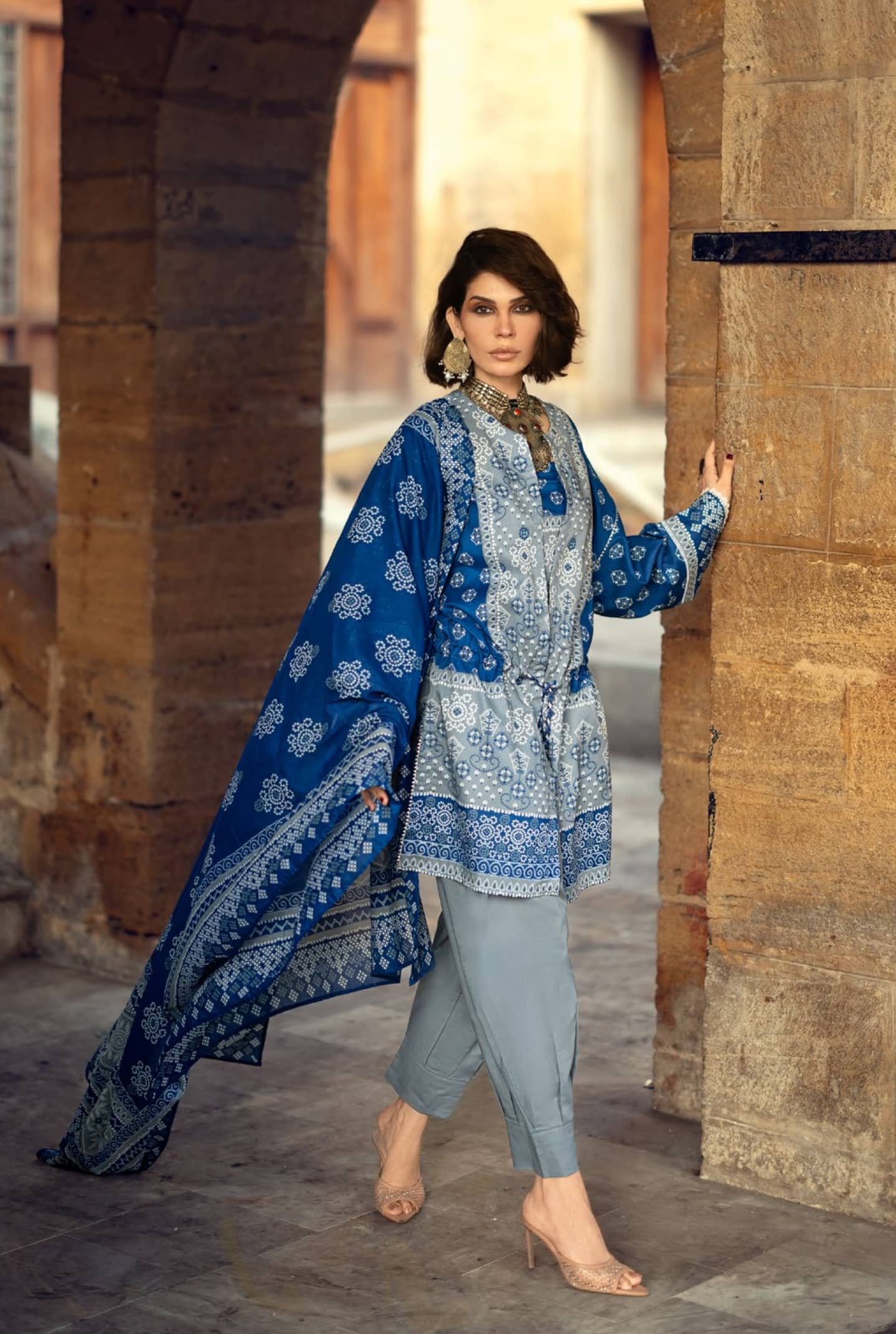 img_gul_ahmed_chunari_lawn_awwal_boutique