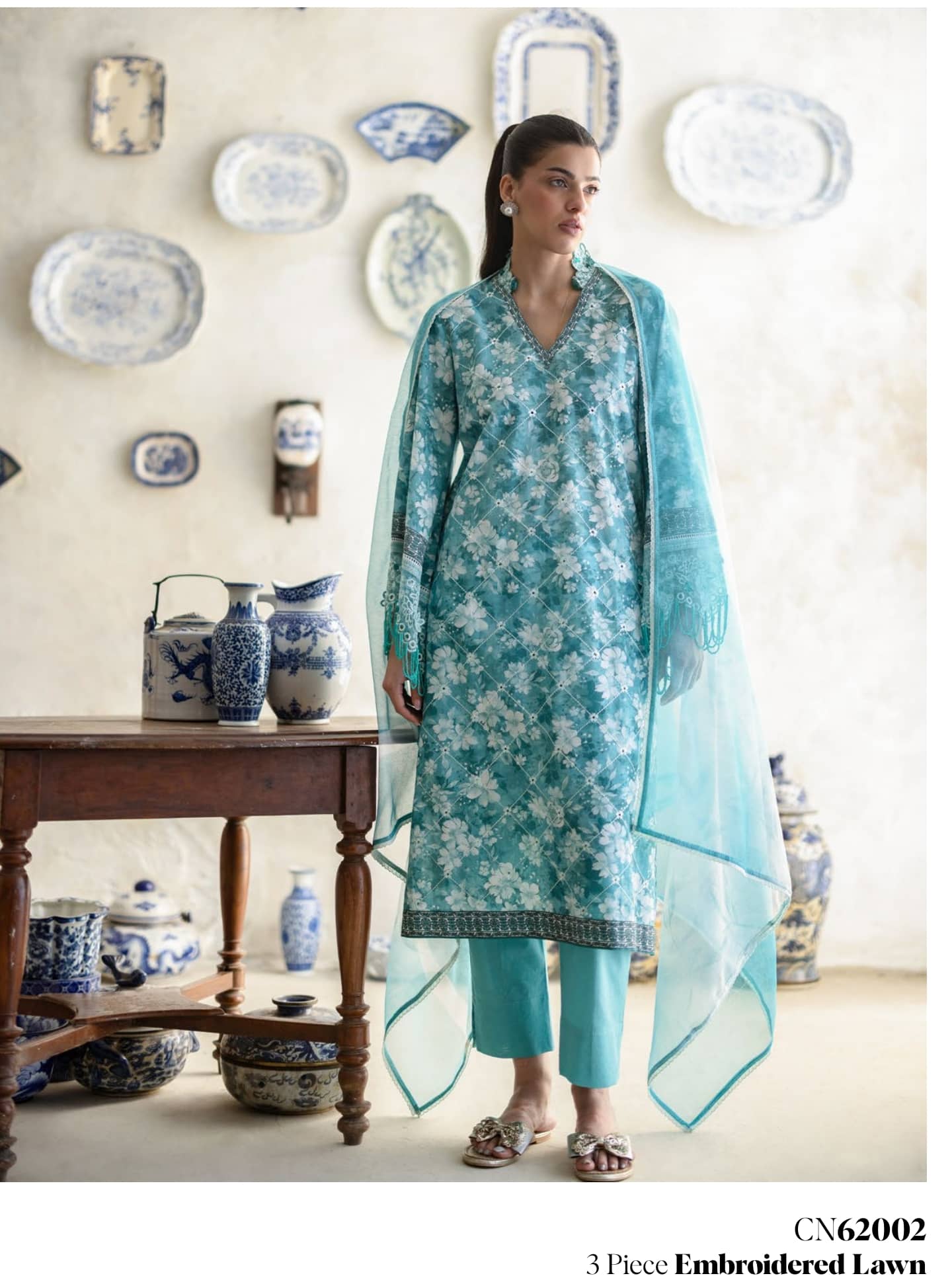 img_gul_ahmed_freesia_awwal_boutique