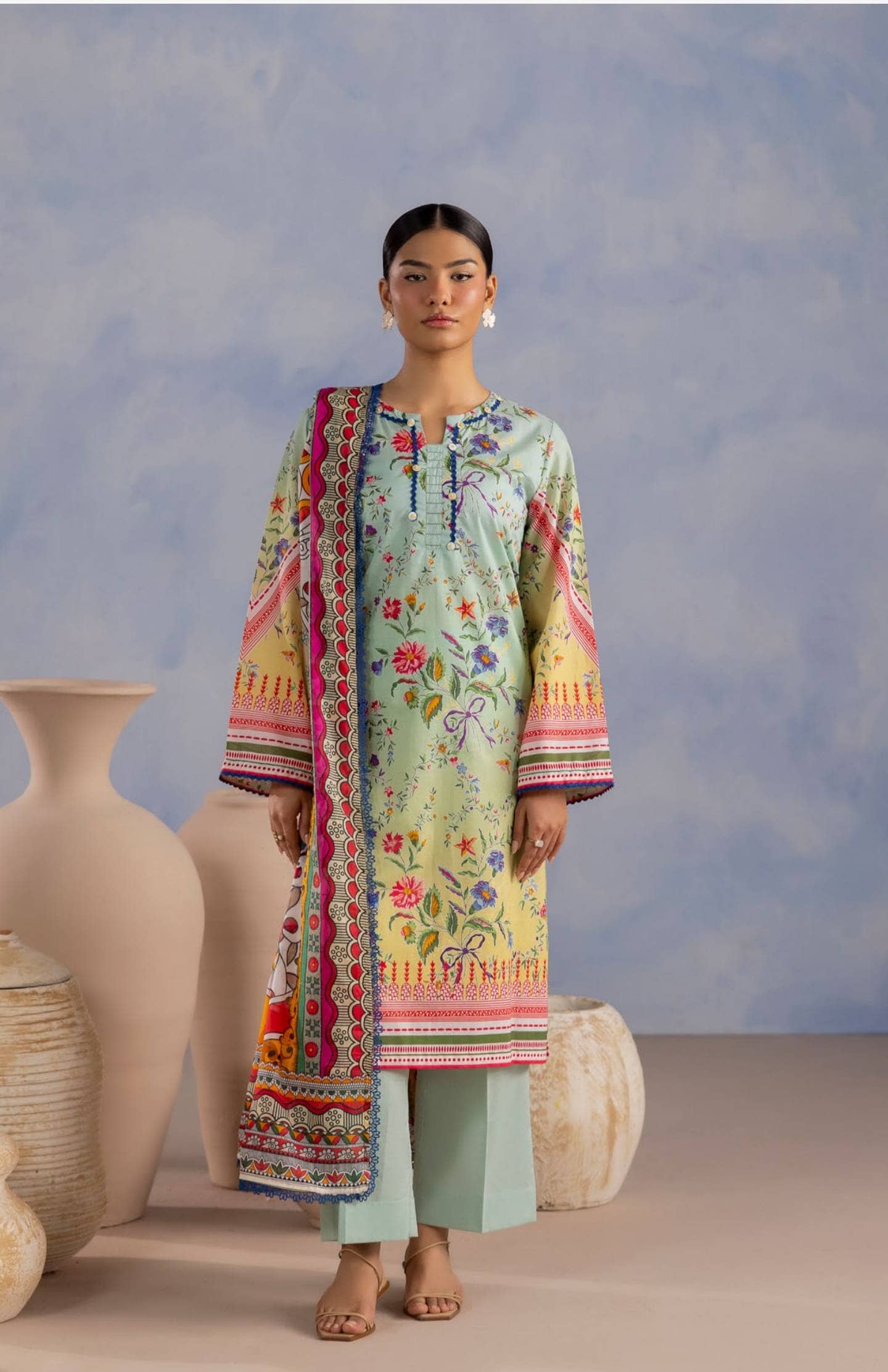 img_gul_ahmed_autumn_awwal_boutique