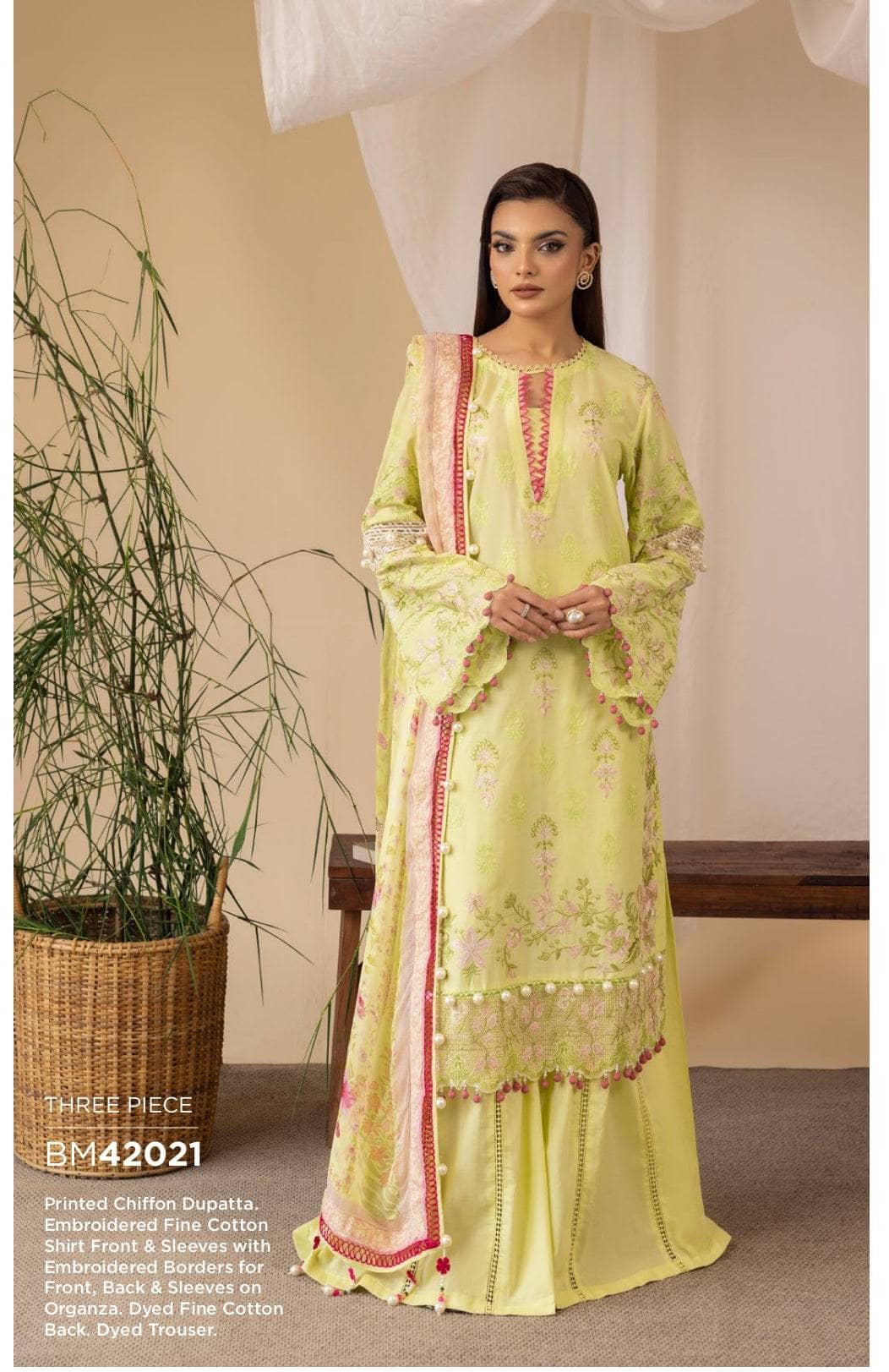 img_gul_ahmed_lawn_awwal_boutique