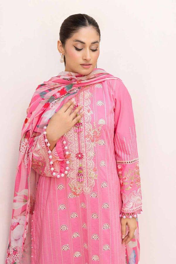 img_gul_ahmed_lawn_awwal_boutique