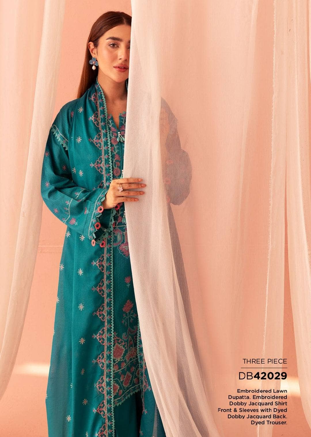 img_gul_ahmed_lawn_awwal_boutique