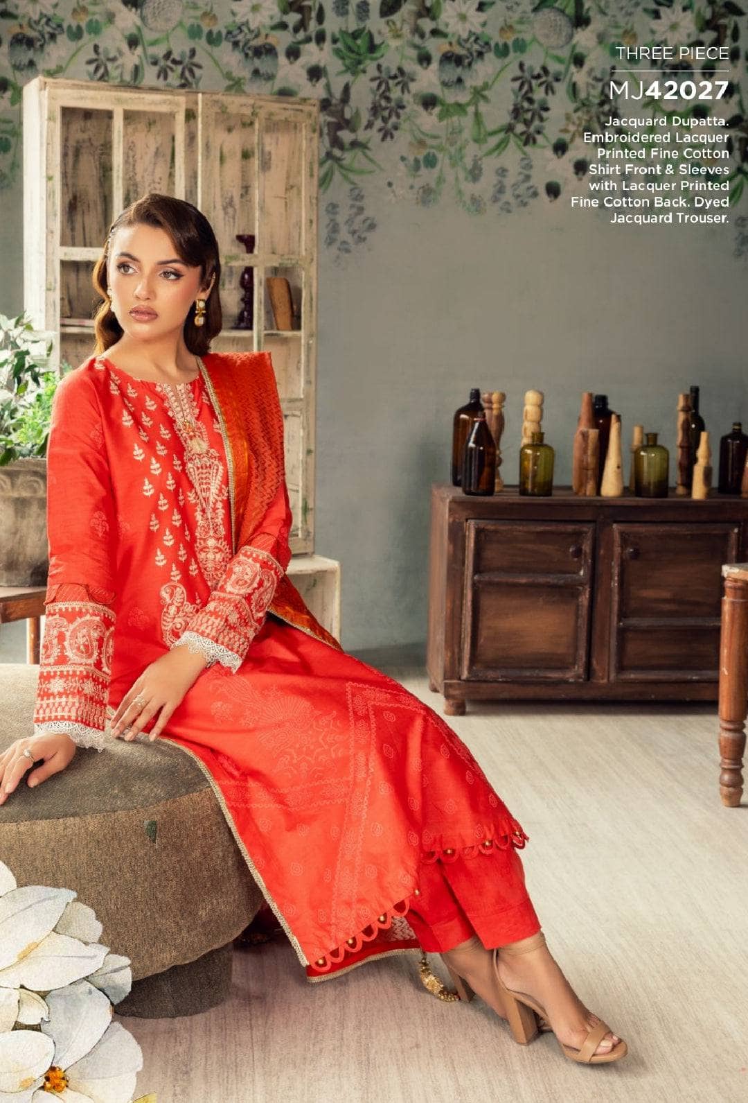Img_gul_ahmed_24_awwal_boutique