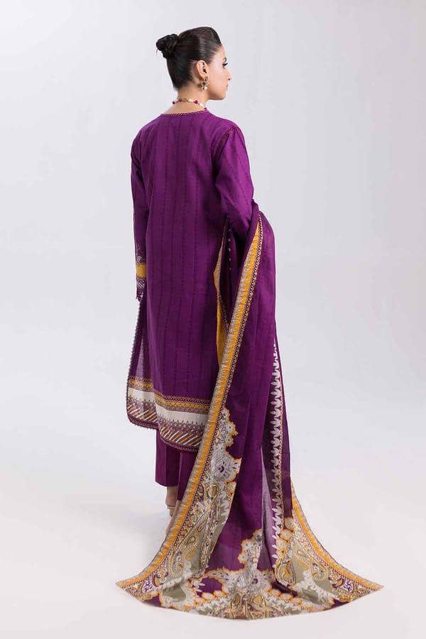 img_gul_ahmed_lawn_24_awwal_boutique