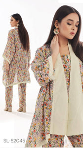 img_gul_ahmed_spring_summer_25_awwal_boutique