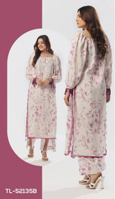 img_gul_ahmed_spring_summer_25_awwal_boutique