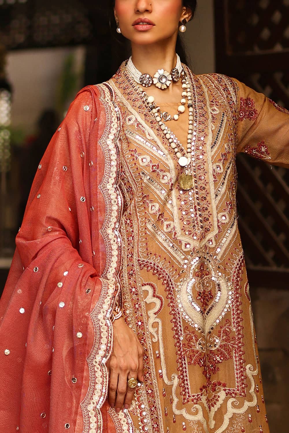 img_gul_ahmed_lawn_awwal_boutique