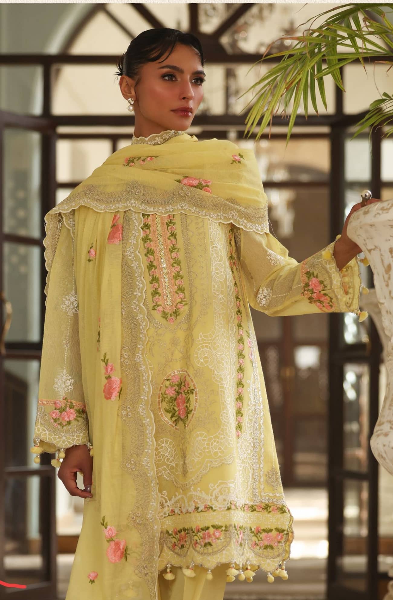 img_gul_ahmed_lawn_awwal_boutique
