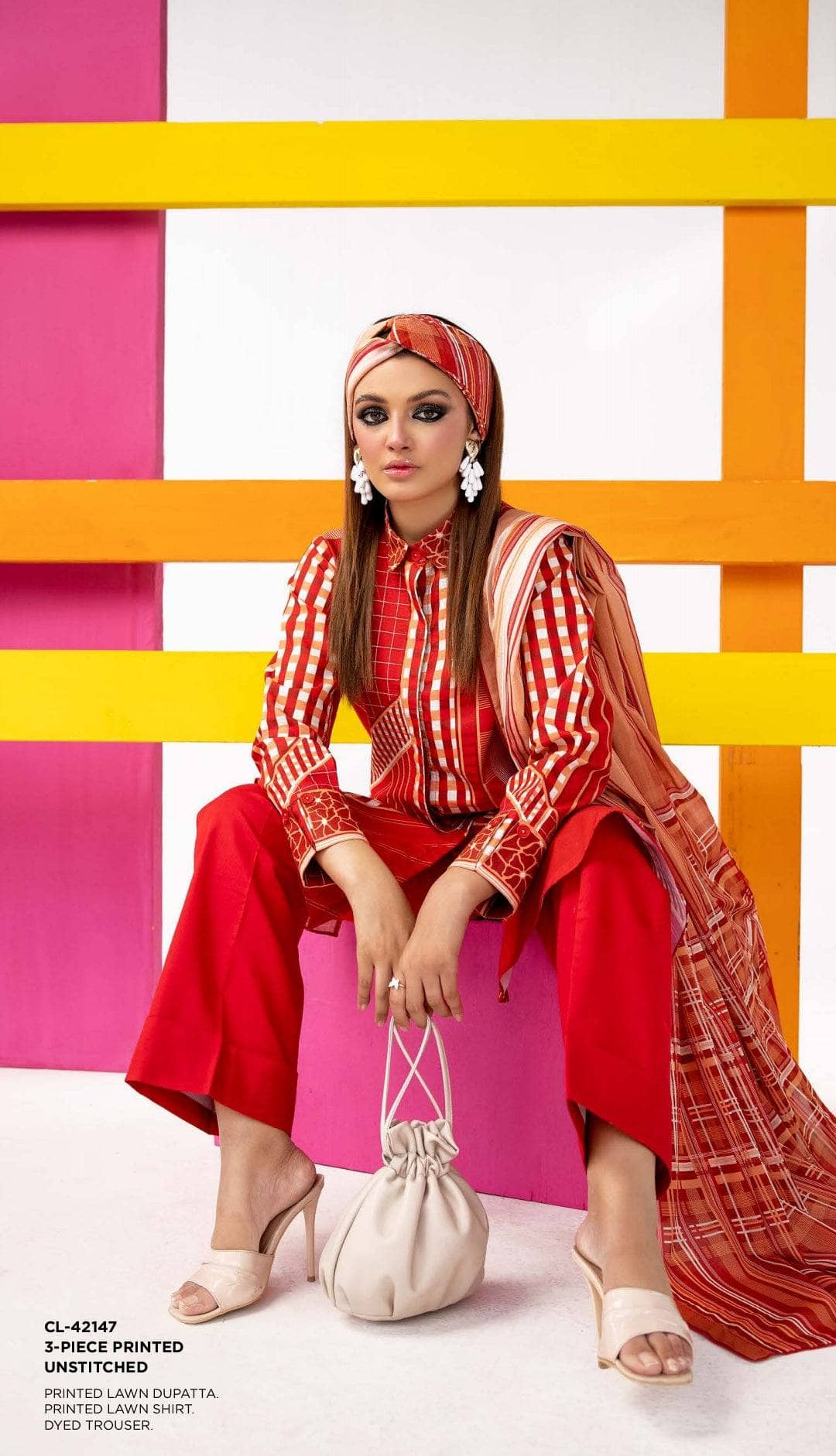 img_gul_ahmed_lawn_24_awwal_boutique