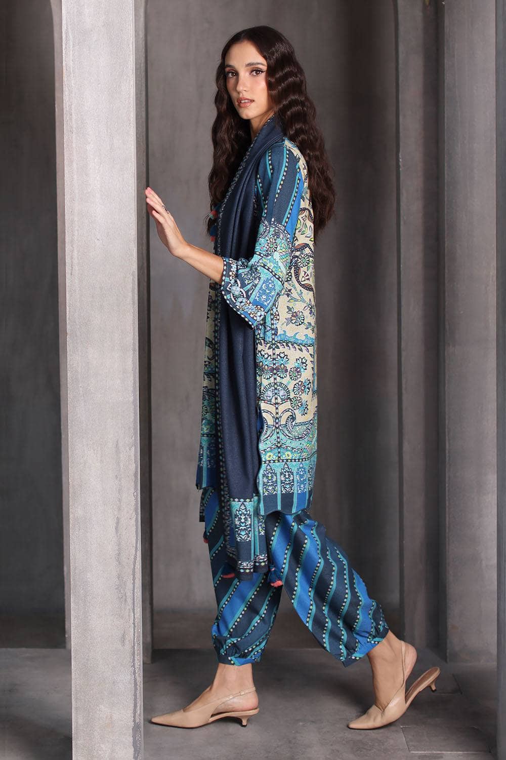 Gul Ahmed Arctic Aura/Karandi/AY 62022