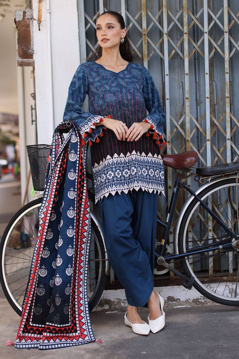 Gul Ahmed Arctic Aura/Khaddar/K 52048
