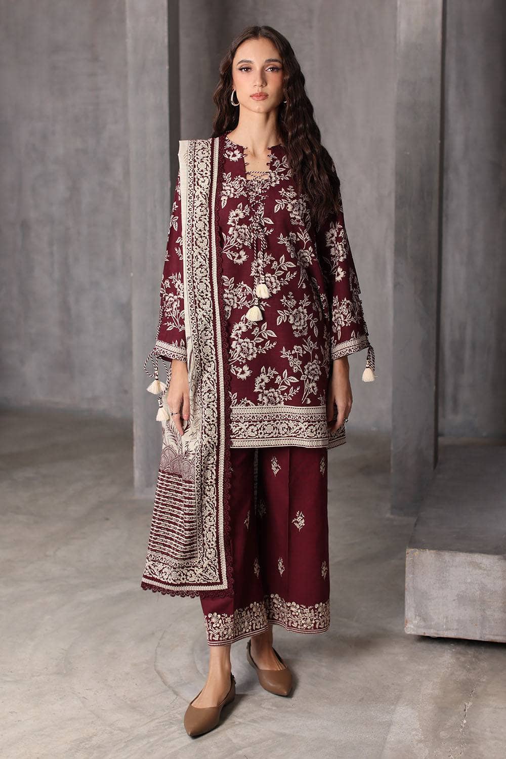 img_gul_ahmed_arctic_aura_pakistani_suits_awwal_boutique